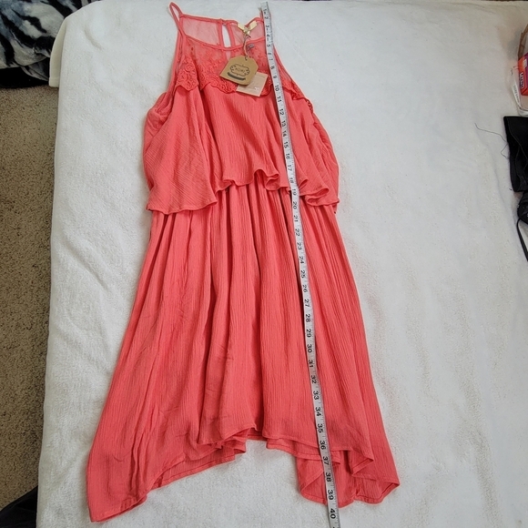 Kori Halter Style Embroidered Mesh Tiered Top Coral Pink Sleeveless Size Small - Picture 9 of 11